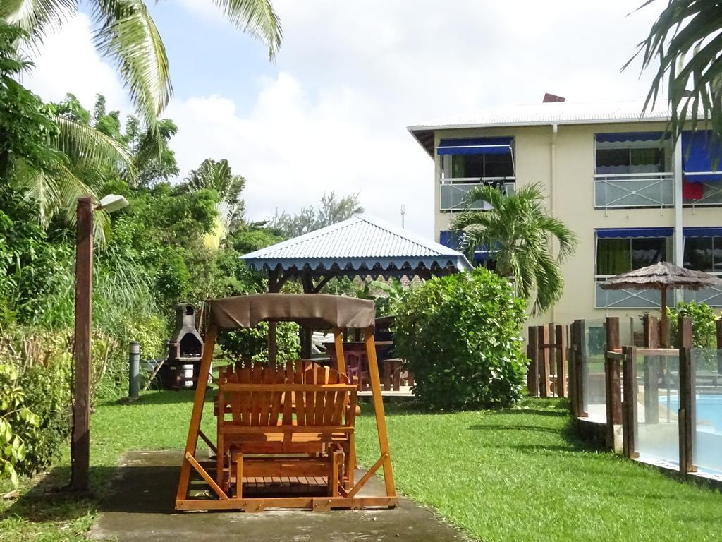 Aparthotel Les Creolines Sainte-Luce Exterior foto