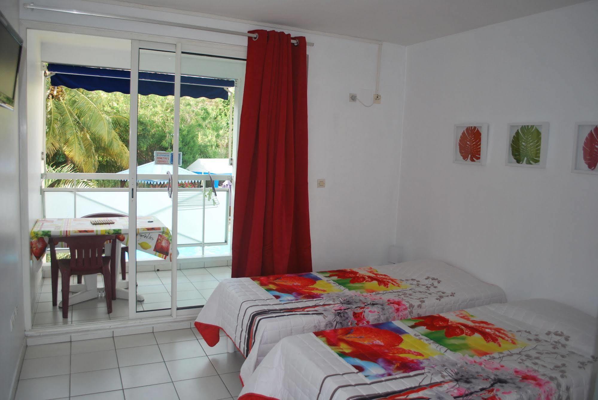 Aparthotel Les Creolines Sainte-Luce Exterior foto